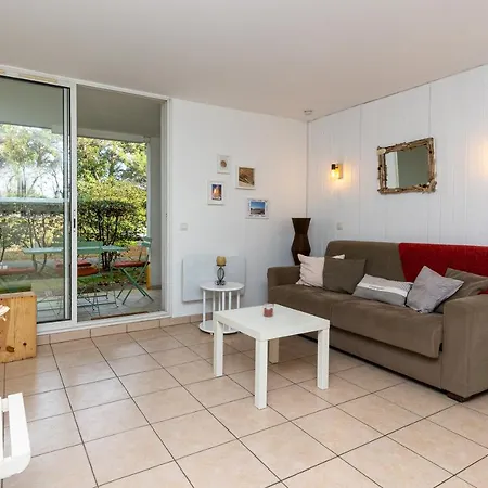 Bisbau * モリエ・エマー