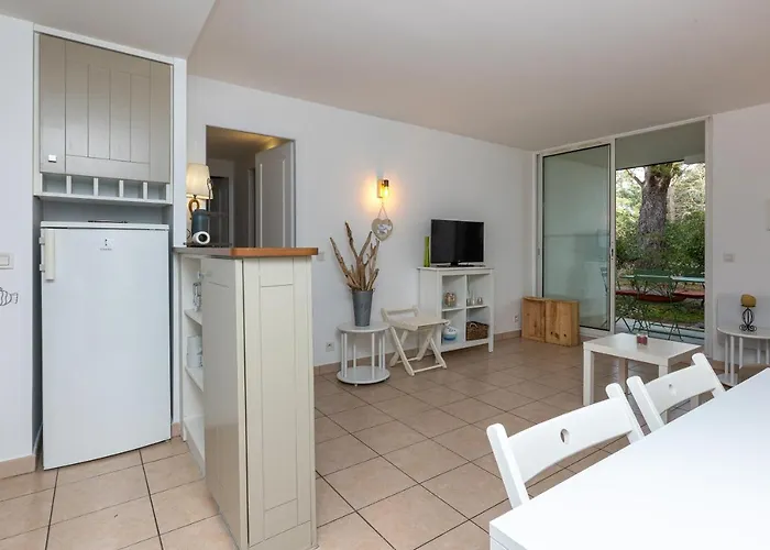 Bisbau 몰리엣젯마